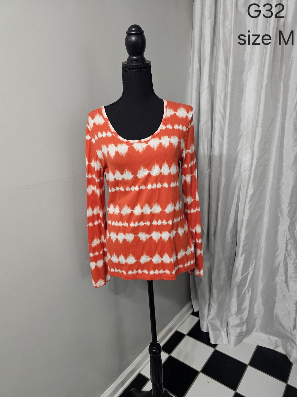 Women's Scoop Neck Tie-Dye Long Sleeve Top - Orange/White